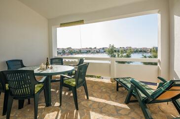 Studio-apartments Vir, North Dalmatia