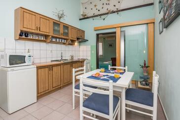 Studio-apartments Vir, North Dalmatia