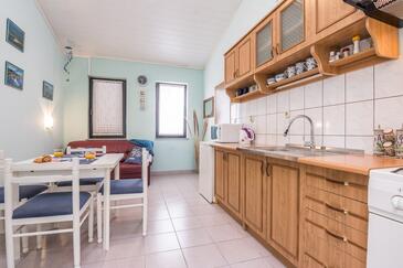 Studio-apartments Vir, North Dalmatia