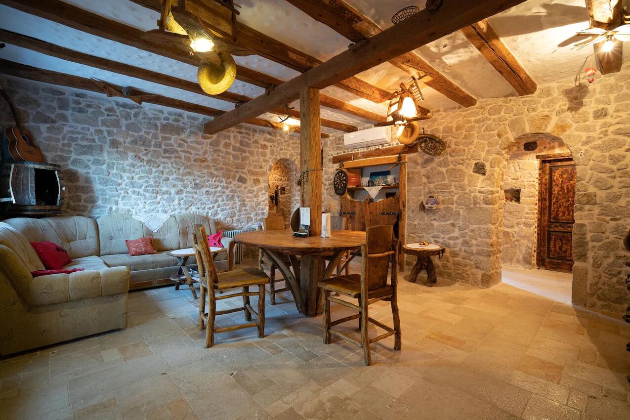 Family friendly house with a swimming pool Drniš, Zagora - 19682