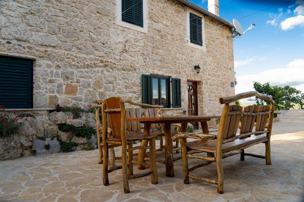 Family friendly house with a swimming pool Drniš, Zagora - 19682