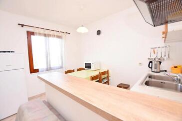 Ferienwohnungen mit Parkplatz Sabunike, Zadar - 19695