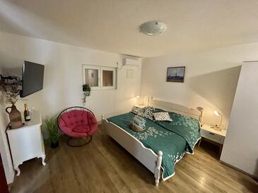 Apartmani uz more Jezera, Murter - 19705