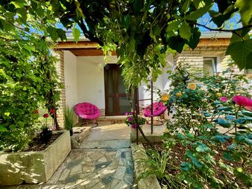 Apartmani uz more Jezera, Murter - 19705