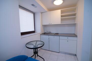 Apartments with parking space Mali Lošinj, Lošinj - 19706