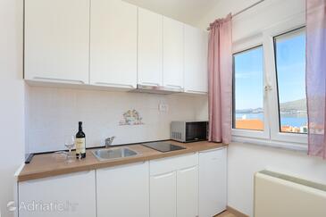 Ferienwohnungen mit Parkplatz Okrug Gornji, Ciovo - 19711