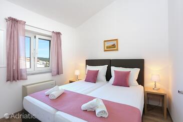 Appartementen met parkeerplaats Okrug Gornji, Ciovo - 19711