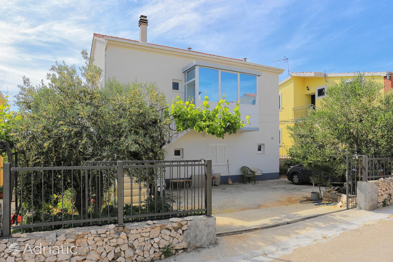 Lägenheter med parkering Kanica, Rogoznica - 19716