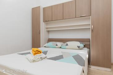 Apartments by the sea Stanići, Omiš - 19750