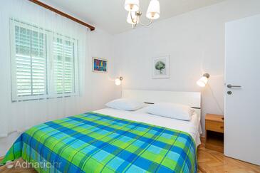 Apartments with parking space Ždrelac, Pašman - 19759