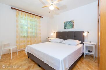 Apartments with parking space Ždrelac, Pašman - 19759