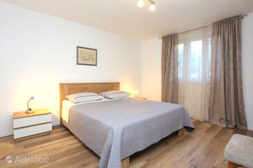 Apartments with parking space Okrug Gornji, Čiovo - 19762