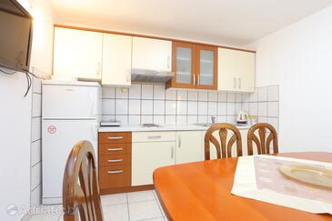 Apartments with parking space Okrug Gornji, Čiovo - 19762