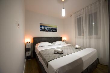 Apartments with WiFi Stobreč, Split - 19767