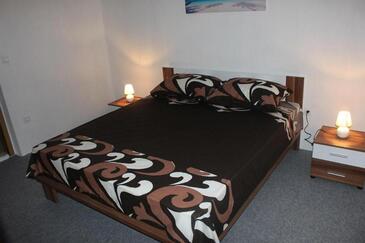 Apartmanok családok részére medencével Bibinje, Zadar - 19774