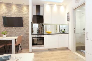 Ferienwohnungen mit Parkplatz Solin, Split - 19778