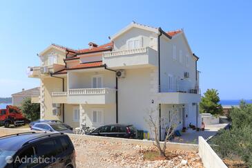 Apartamente şi camere cu parcare Rogoznica - 19786 Adriatic.hr