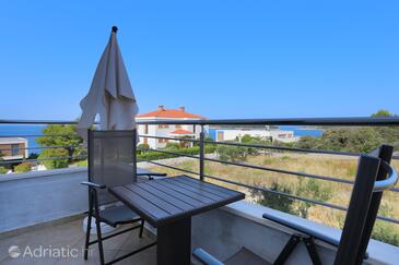 Apartments and rooms with parking space Rogoznica - 19786