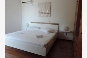 Room Brela, Makarska (S-19792-a)