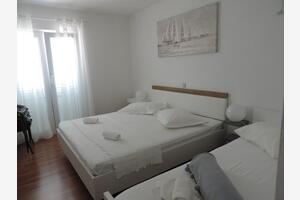 Room Brela, Makarska (S-19792-b)