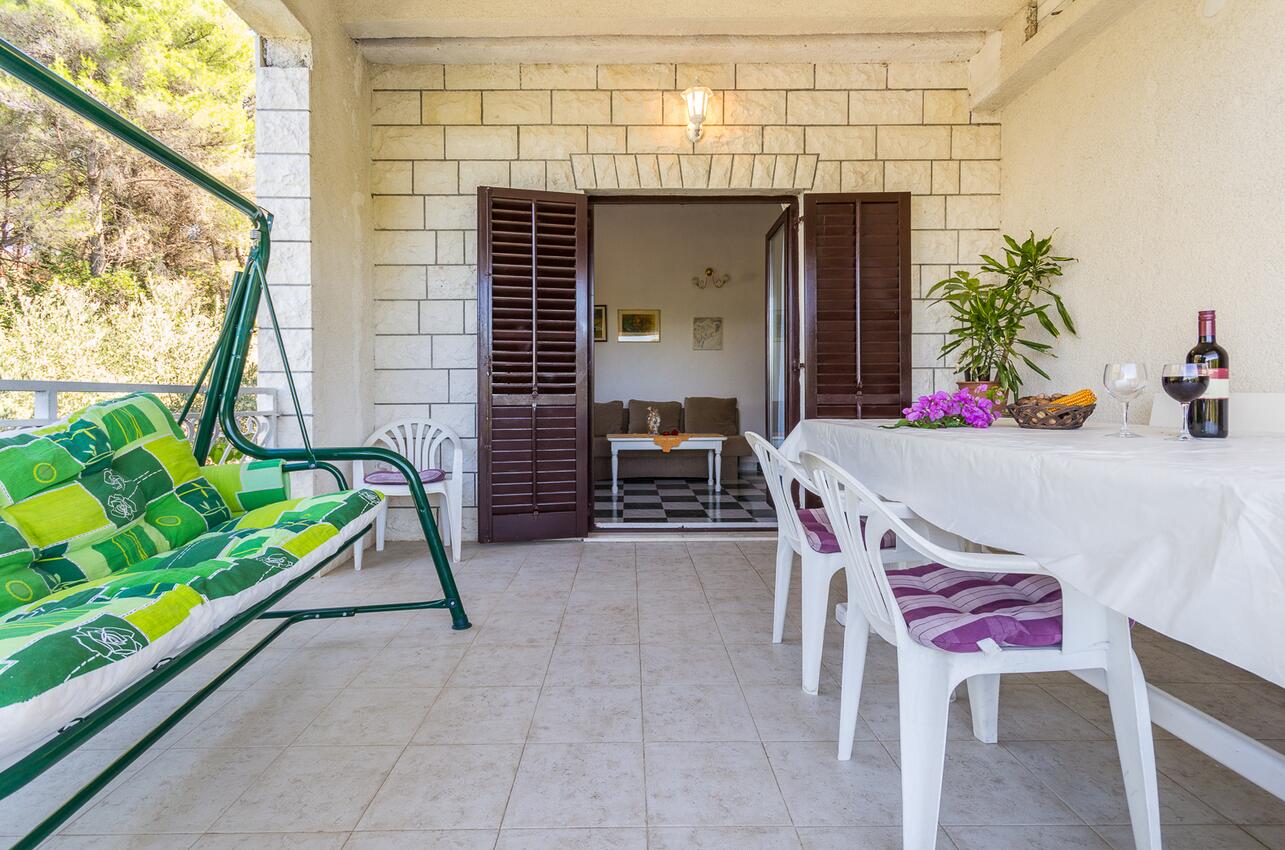 Rodinné apartmány s bazénem Rogač, Šolta - 19809