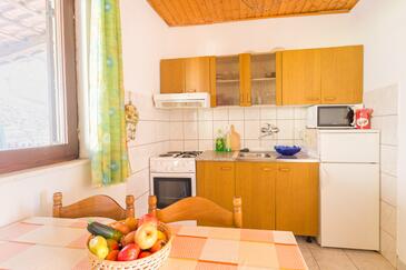 Family-friendly apartments with swimming pool Rogač, Šolta - 19809