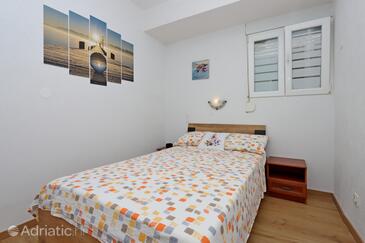 Apartments by the sea Punat, Krk - 19831