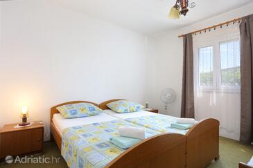 Apartments by the sea Vinišće, Trogir - 19847