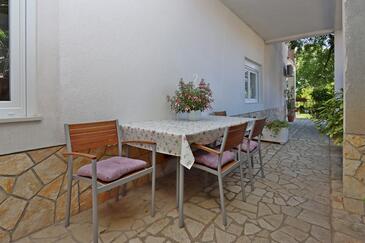 Jednoizbový apartmán Novi Vinodolski (A-19860-a)