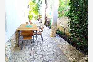 Apartamento de una habitación Novi Vinodolski (A-19860-a(