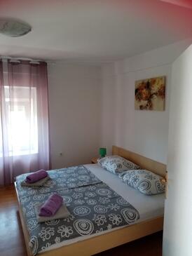 Apartments with parking space Lopar, Rab - 19896