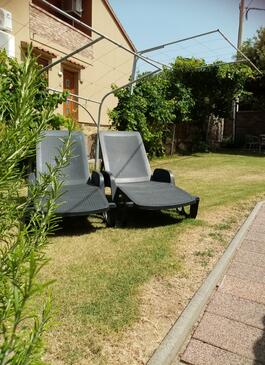 Apartments with parking space Lopar, Rab - 19896