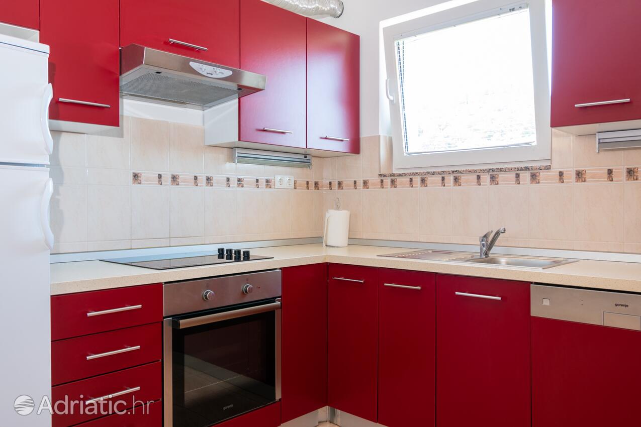 A-19914-a - Private accommodation - Apartments by the sea Tkon, Pašman