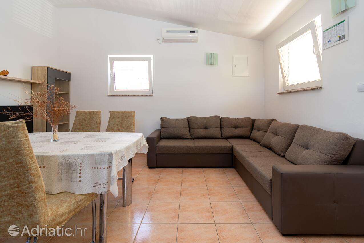A-19914-a - Private accommodation - Apartments by the sea Tkon, Pašman