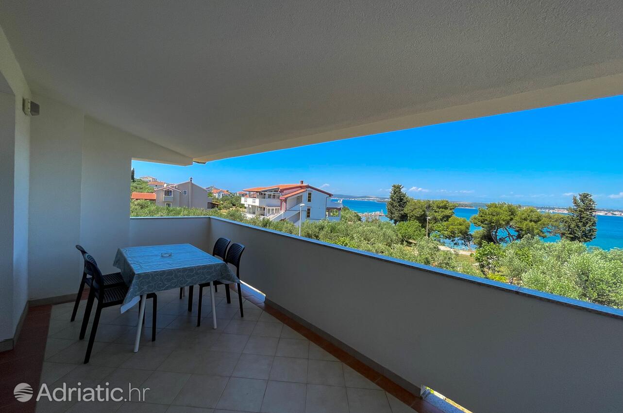A-19914-a - Private accommodation - Apartments by the sea Tkon, Pašman