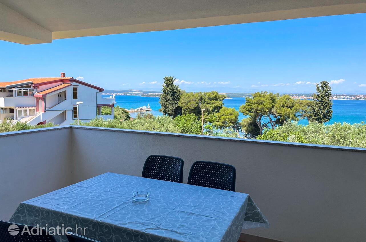 A-19914-a - Private accommodation - Apartments by the sea Tkon, Pašman