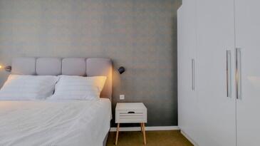 Apartments with terrace Novigrad, Istria