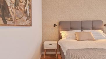 Apartments with terrace Novigrad, Istria