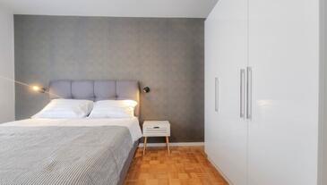 Apartments with terrace Novigrad, Istria