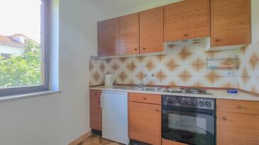 Apartments with terrace Novigrad, Istria