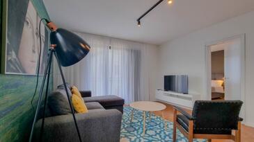 Apartments with terrace Novigrad, Istria