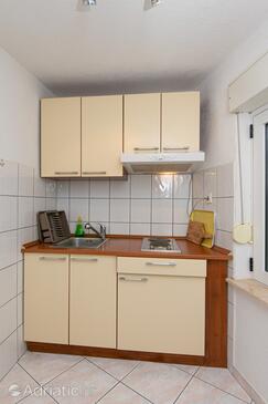 Apartments with WiFi Stanići, Omiš - 19941