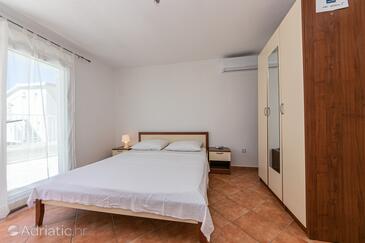 Apartments with WiFi Stanići, Omiš - 19941