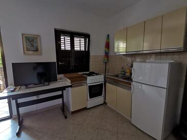 Apartments with parking space Pakoštane, Biograd - 19947