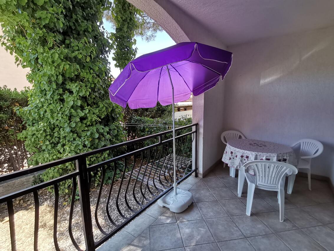 Apartments with parking space Pakoštane, Biograd - 19947