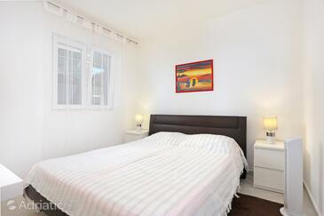 Apartments by the sea Okrug Donji, Čiovo - 19974