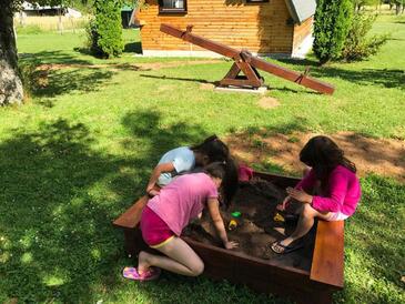 Ház családok részére parkolóhellyel Donje Pazarište, Velebit - 19991