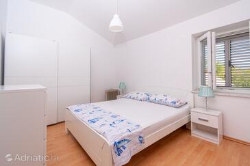 Apartments with parking space Vrsi, Zadar - 19996