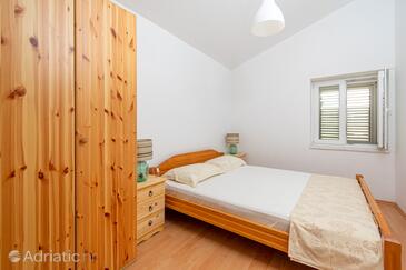 Apartments with parking space Vrsi, Zadar - 19996