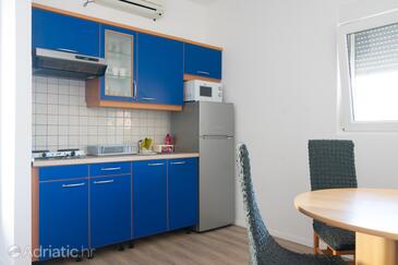 Apartments by the sea Lukoran, Ugljan - 19999